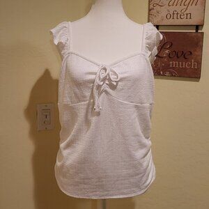 The General Good Ladies Ribbed White Top size XL-NWOT